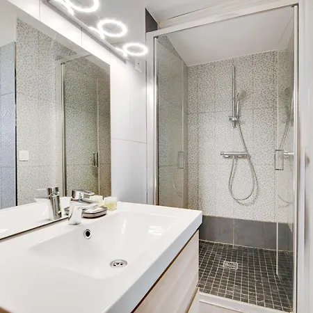 Appartement Charming Under Roof Bastille *